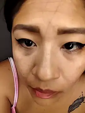 Snapshot of ineliveca chatting on January 2025 07:48:02 PM ineliveca online show from January 2025 07:48:02 PM