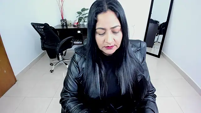 Adele Sweett online show from March 2025 11:51:01 AM