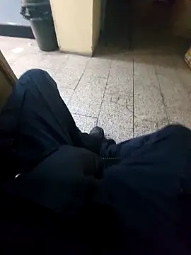 Snapshot of Cuming_Out chatting on March 2026 07:36:01 AM Cuming Out online show from March 2026 07:36:01 AM