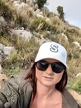 Samira-Summer online show from December 2025 12:22:02 PM