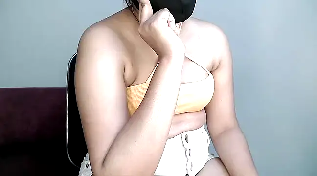 Olivia3 online show from March 2025 06:12:02 PM