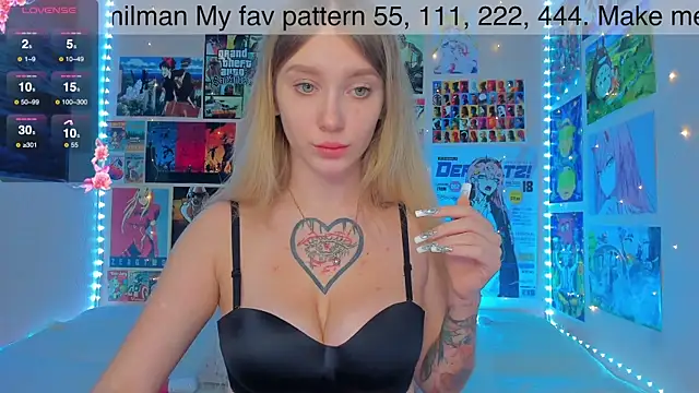 Snapshot of AliceMilman chatting on December 2024 11:39:02 AM AliceMilman online show from December 2024 11:39:02 AM