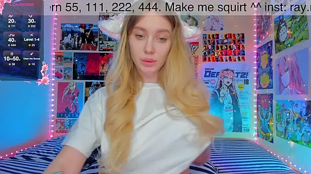 Snapshot of AliceMilman chatting on February 2025 10:48:02 AM AliceMilman online show from February 2025 10:48:02 AM