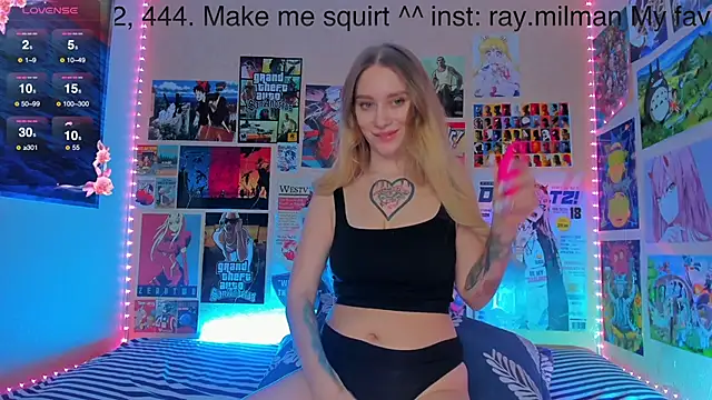 Snapshot of AliceMilman chatting on February 2025 10:57:01 AM AliceMilman online show from February 2025 10:57:01 AM