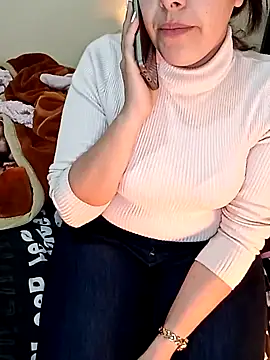 Snapshot of ShadiaStar chatting on January 2025 07:52:01 PM ShadiaStar online show from January 2025 07:52:01 PM