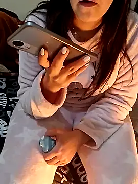 Snapshot of ShadiaStar chatting on January 2025 09:45:01 AM ShadiaStar online show from January 2025 09:45:01 AM