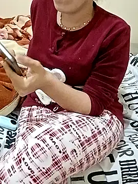 Snapshot of ShadiaStar chatting on March 2025 07:39:01 PM ShadiaStar online show from March 2025 07:39:01 PM