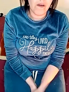 Snapshot of ShadiaStar chatting on March 2025 08:57:01 PM ShadiaStar online show from March 2025 08:57:01 PM