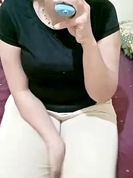 Snapshot of ShadiaStar chatting on March 2025 07:46:02 PM ShadiaStar online show from March 2025 07:46:02 PM