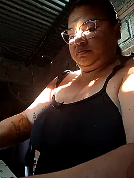 chubby sexy big tits online show from September 2025 11:43:02 AM