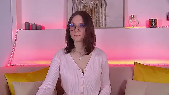 VictoriaArdern online show from February 2025 06:43:01 AM