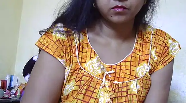 Snapshot of Suhana-sapna chatting on February 2025 04:14:02 AM Suhana-sapna online show from February 2025 04:14:02 AM