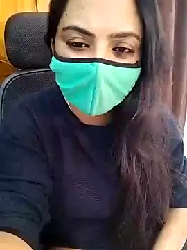 Snapshot of Hritvika chatting on January 2025 03:44:01 PM Hritvika online show from January 2025 03:44:01 PM