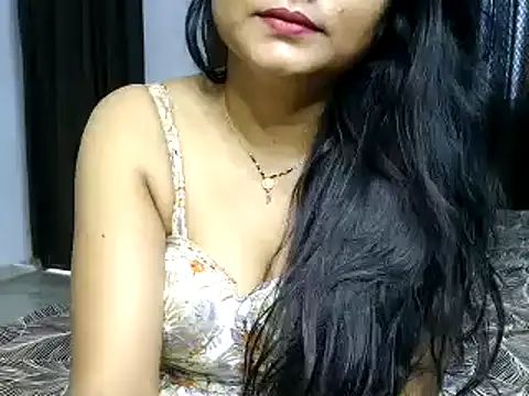 Snapshot of Hritvika chatting on April 2026 03:57:01 AM Hritvika online show from April 2026 03:57:01 AM
