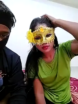 Snapshot of ascuple chatting on January 2025 05:53:01 PM ascuple online show from January 2025 05:53:01 PM