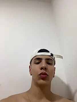 Flynn Riider online show from February 2025 05:58:01 PM