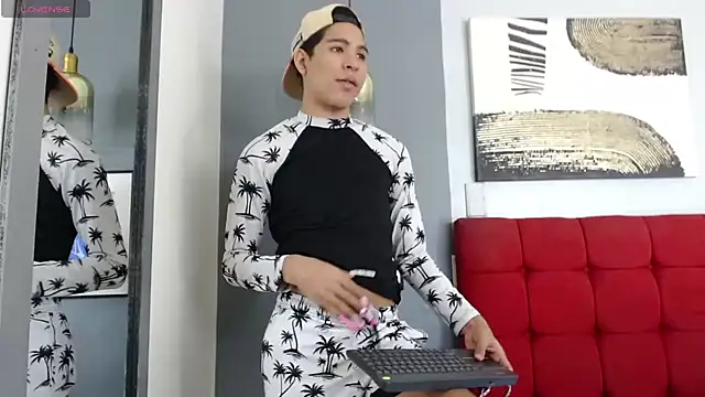  Natassia Dreams online show from February 2025 04:31:01 PM