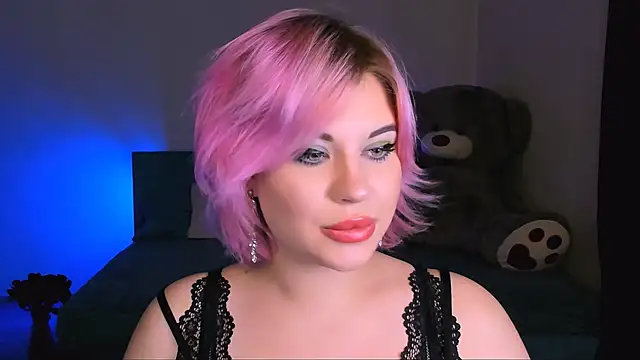 evaharve online show from December 2024 07:16:02 PM