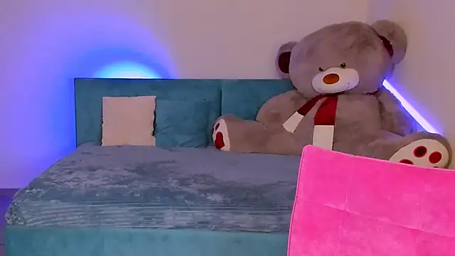 evaharve online show from February 2025 07:56:01 AM