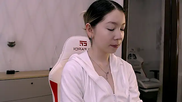 Babby Rabbit online show from November 2025 05:56:02 PM