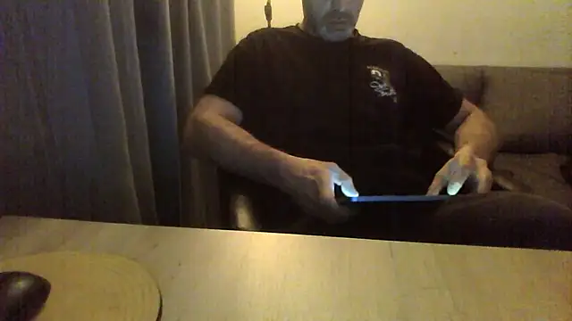 Avamereandmikel online show from December 2024 09:41:02 PM