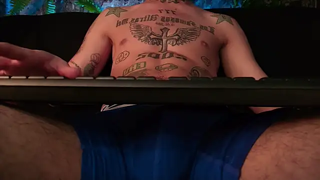 Junihn0 online show from December 2024 03:10:02 PM