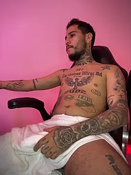 Junihn0 online show from November 2025 09:09:02 PM