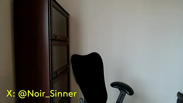 sinnernoir online show from April 2026 07:41:01 PM