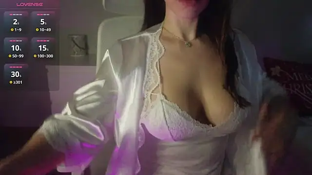 Snapshot of Lacey_Blaire chatting on December 2024 12:17:02 PM Lacey Blaire online show from December 2024 12:17:02 PM