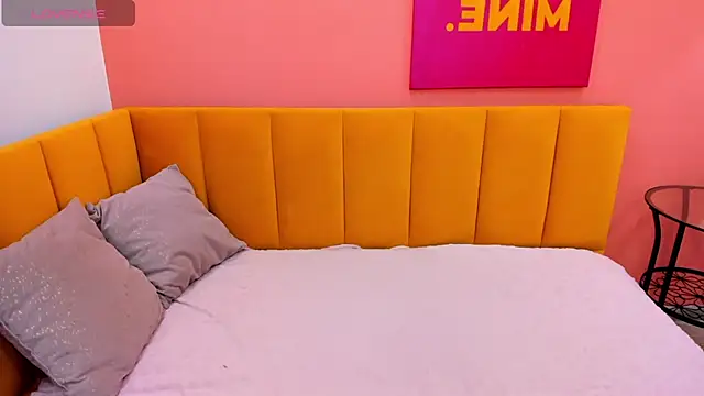 Snapshot of marie_reyes_ chatting on February 2026 01:59:02 AM marie reyes online show from February 2026 01:59:02 AM