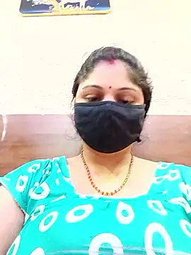 Snapshot of Cute-Aadhvita chatting on February 2026 02:32:01 AM Cute-Aadhvita online show from February 2026 02:32:01 AM