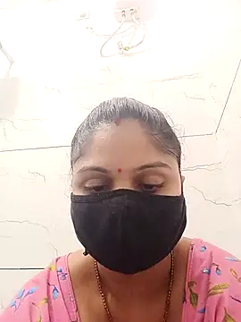 Snapshot of Cute-Aadhvita chatting on February 2026 01:26:02 PM Cute-Aadhvita online show from February 2026 01:26:02 PM