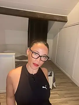 ImImmy online show from December 2024 06:42:02 PM