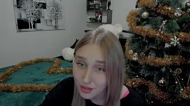 LinaTruly online show from December 2024 07:21:02 PM