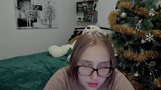 LinaTruly online show from January 2025 12:06:02 AM