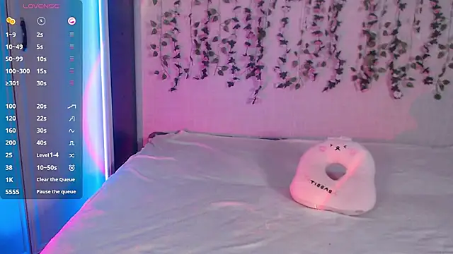 Snapshot of Lessy_Lasska chatting on April 2026 02:14:02 AM Lessy Lasska online show from April 2026 02:14:02 AM