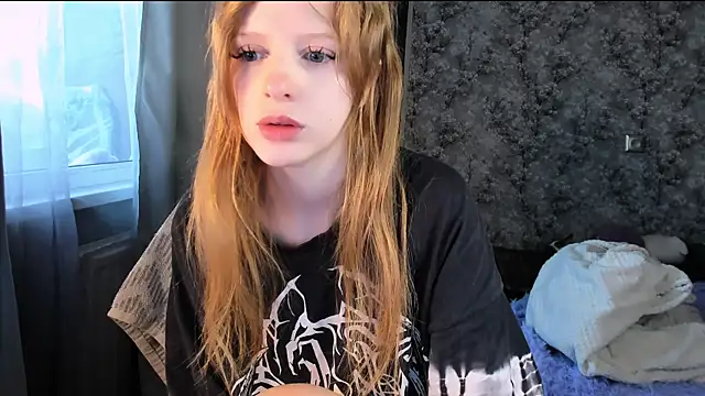 Inma Lewdness online show from October 2025 01:32:02 PM