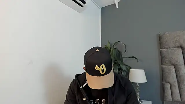 Robin Rief online show from November 2025 03:42:02 AM