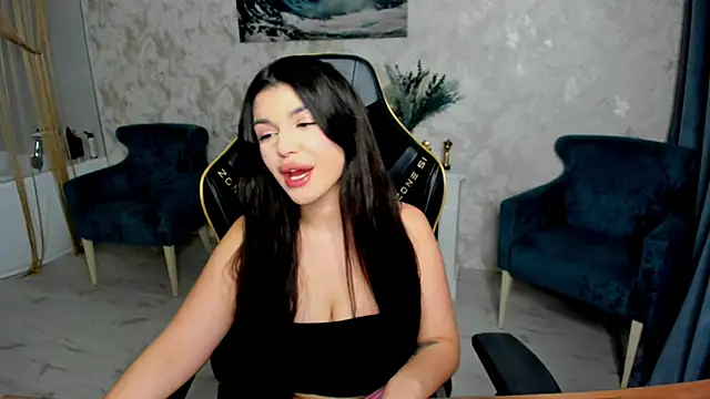 Snapshot of AlluringAriel chatting on February 2026 11:32:01 AM AlluringAriel online show from February 2026 11:32:01 AM