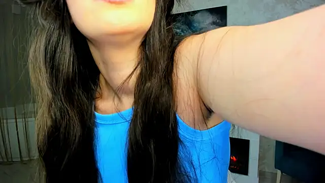 Snapshot of AlluringAriel chatting on May 2026 10:12:01 AM AlluringAriel online show from May 2026 10:12:01 AM