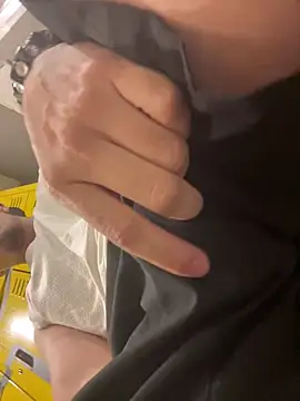 adam-rivera online show from January 2025 04:58:02 PM