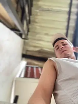 adam-rivera online show from October 2025 04:39:01 PM