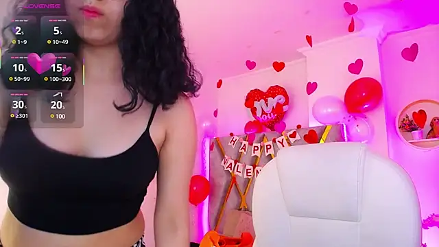 Aurora Brownn online show from February 2025 04:15:01 AM