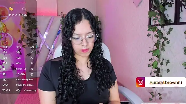 Aurora Brownn online show from November 2025 04:45:02 AM