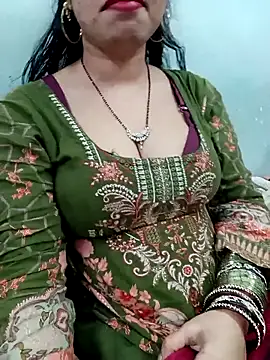 Haniya-143 online show from December 2025 09:33:01 PM