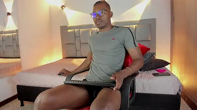 JEFFREY COTTOM online show from February 2025 03:31:02 PM