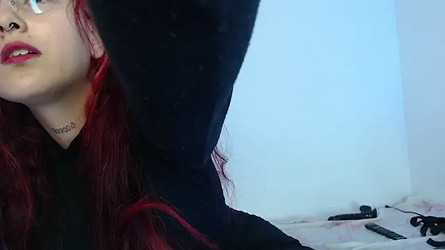 Snapshot of LatinasGoddesses_ chatting on December 2024 08:12:02 PM LatinasGoddesses online show from December 2024 08:12:02 PM