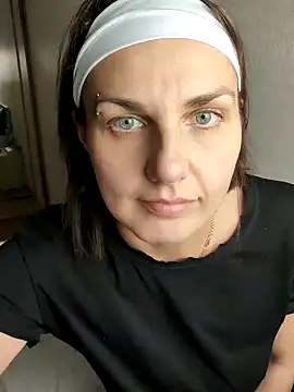 Magic  smile online show from December 2024 05:29:02 PM