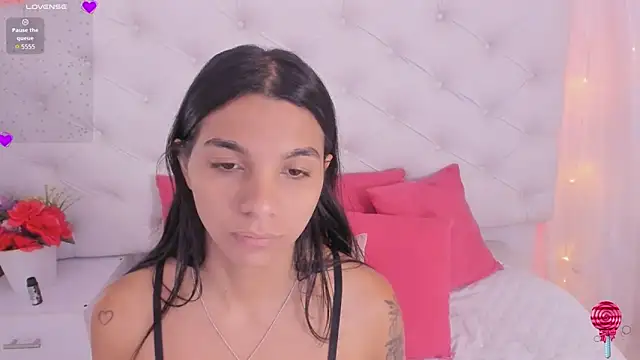 anchela-garcia1 online show from September 2025 12:18:02 PM