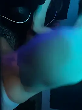 DerekPerez2025 online show from February 2025 01:37:01 AM